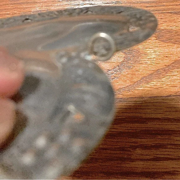 Antique silver plated decorative heart shaped ornament/pendant (Vintage style) - Picture 10 of 16